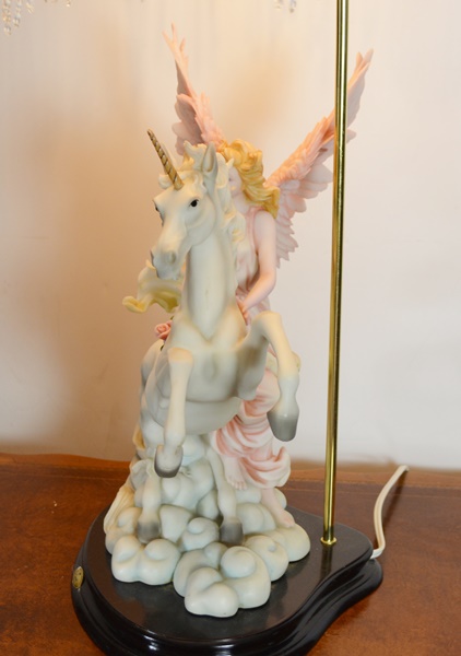 De Capoli Collection Ceramic Unicorn Table Lamp