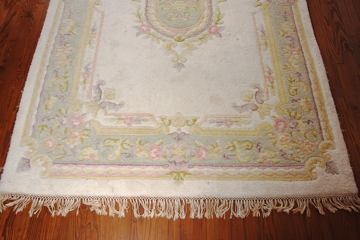 Hand-Knotted Indian Wool Cream and Flower Rug
