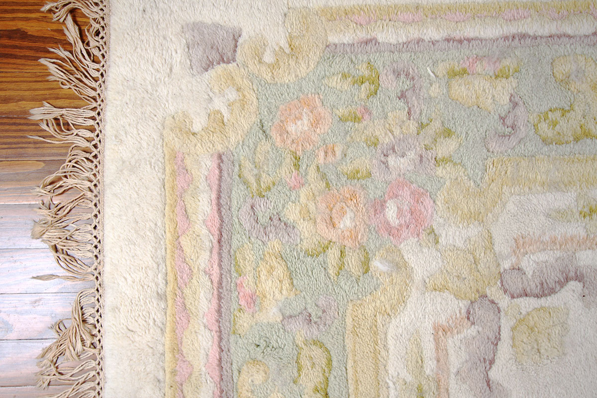 Hand-Knotted Indian Wool Cream and Flower Rug