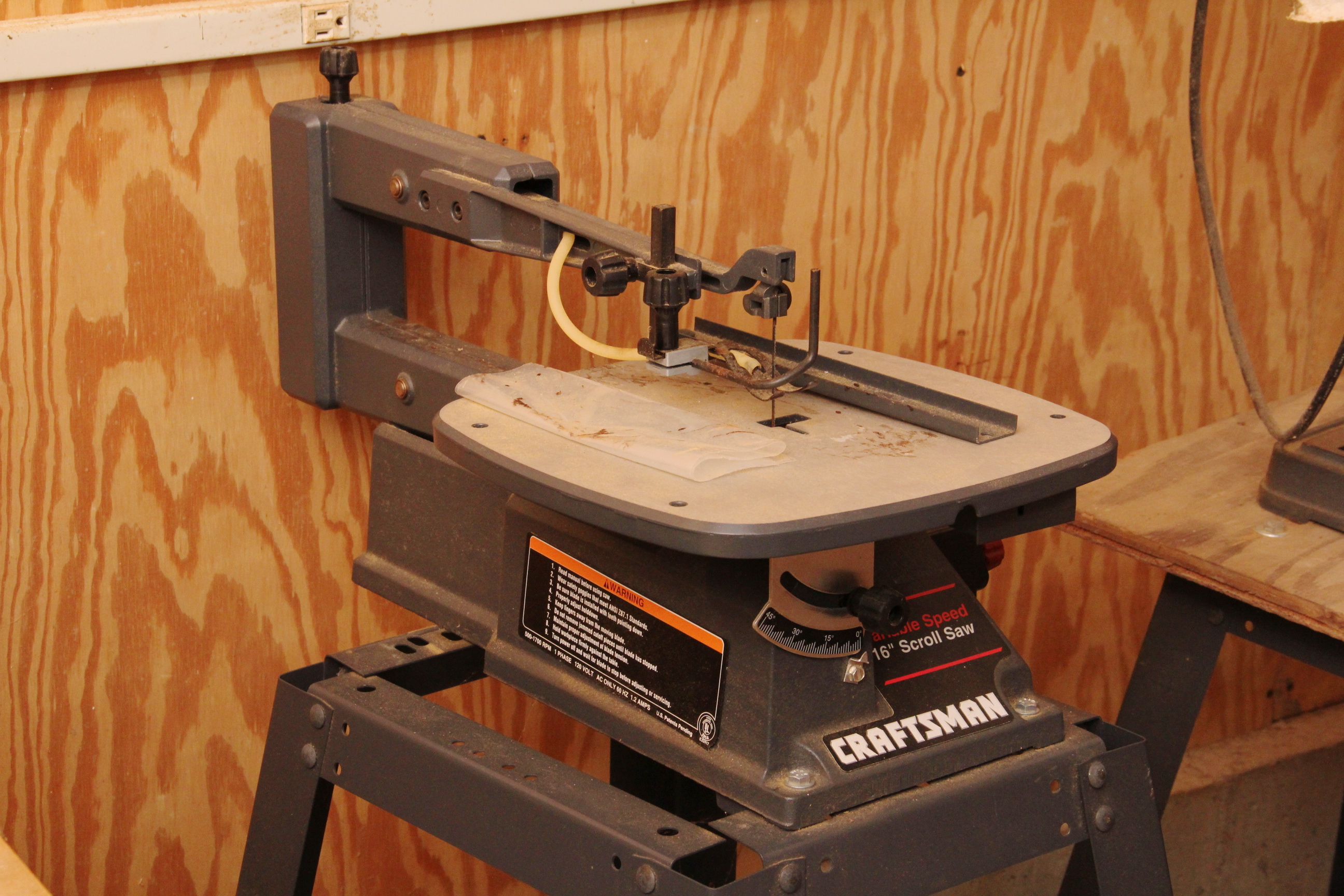 Craftsman 16" Scroll Saw on Stand