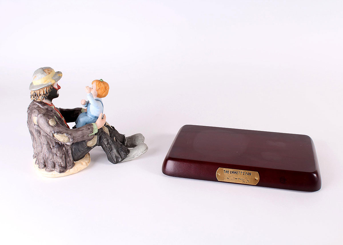 Emmett Kelly Jr "The Emmett's Fan" Porcelain Figurine