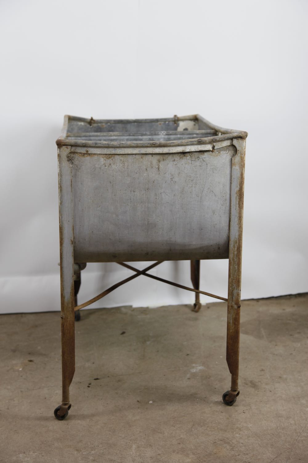 Vintage IDEAL Wash Tub