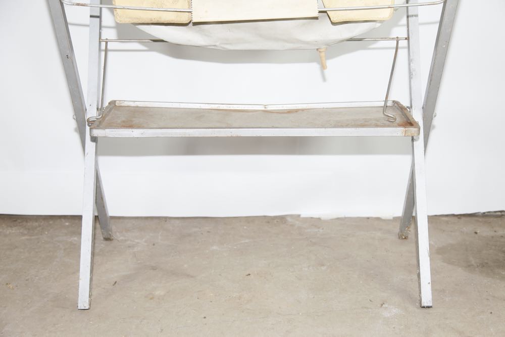 Vintage Bathinette Folding Bath Station