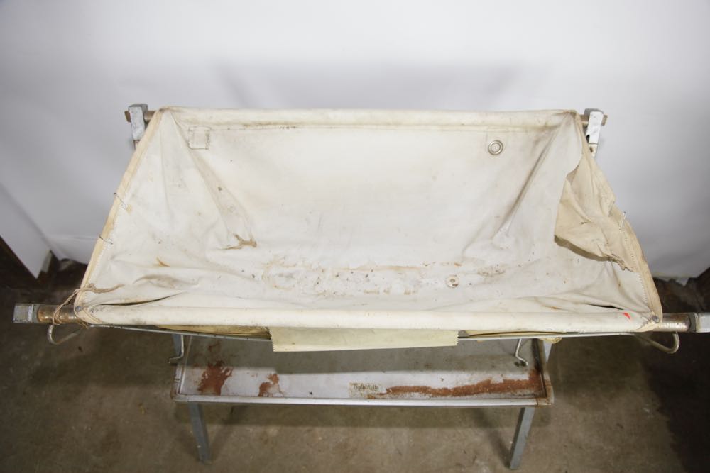 Vintage Bathinette Folding Bath Station