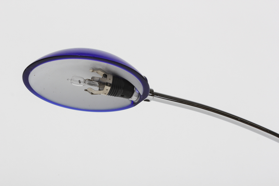 Taller Uno Cubana Azul Table lamp