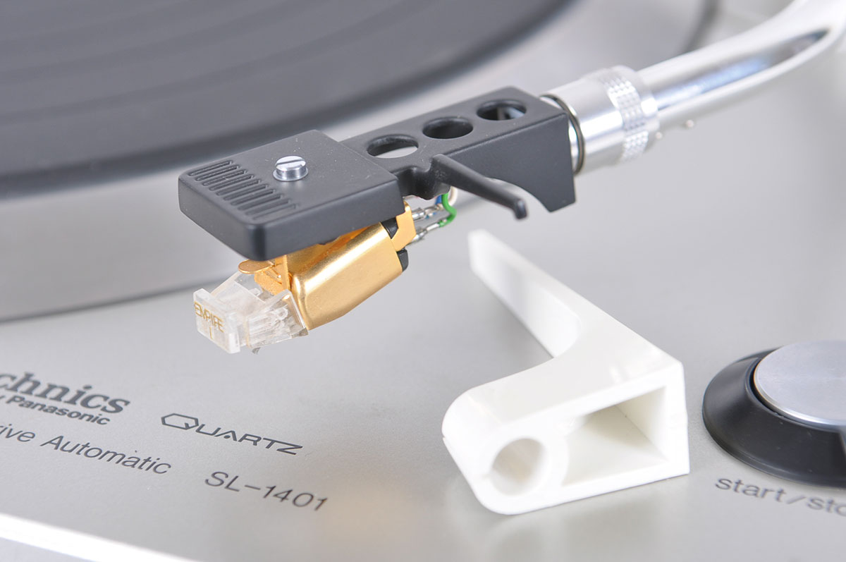 Panasonic Technics Turntable with Headphones