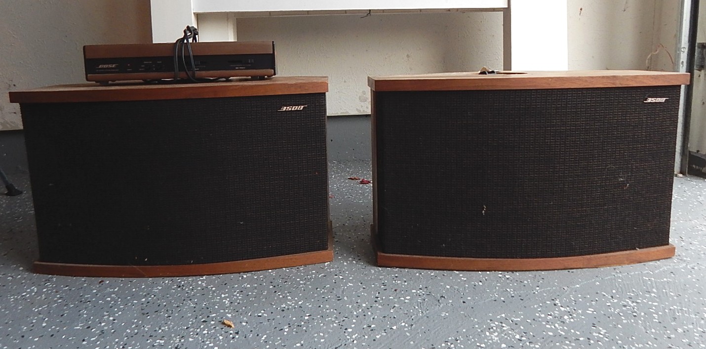 Bose 901 Series V Speakers and Equalizer