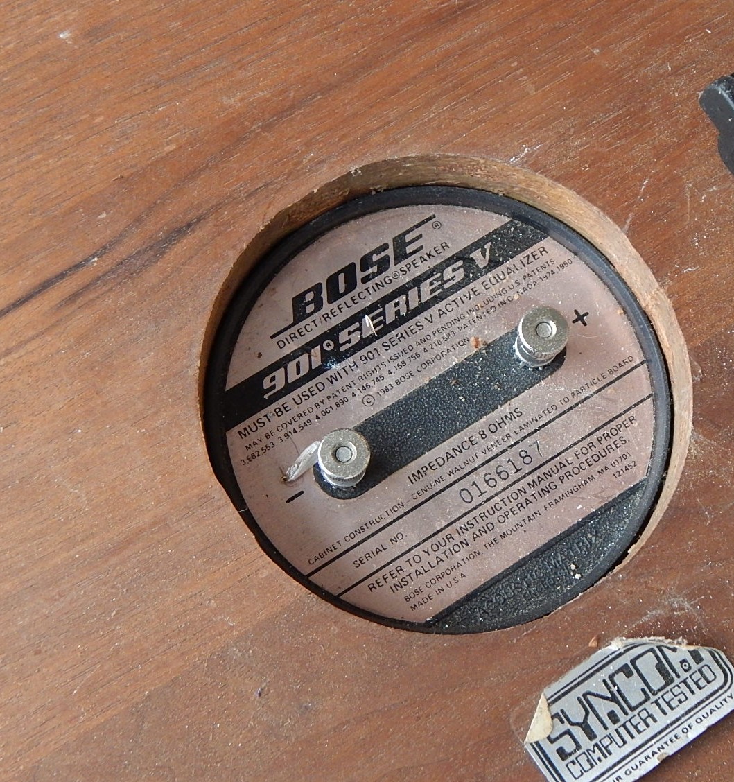 Bose 901 Series V Speakers and Equalizer