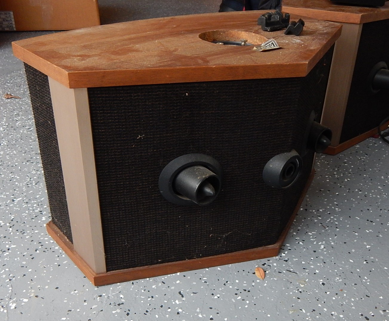 Bose 901 Series V Speakers and Equalizer