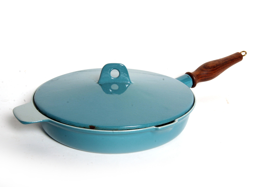 Vintage Voss Cast Iron Enamel Oven Ware