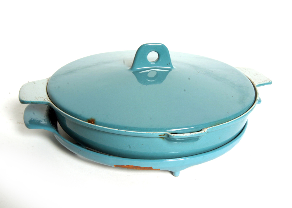 Vintage Voss Cast Iron Enamel Oven Ware
