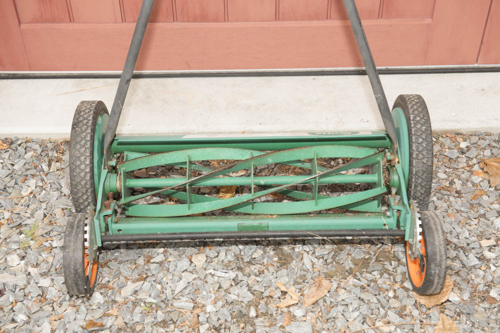 Scotts Push Lawn Mower