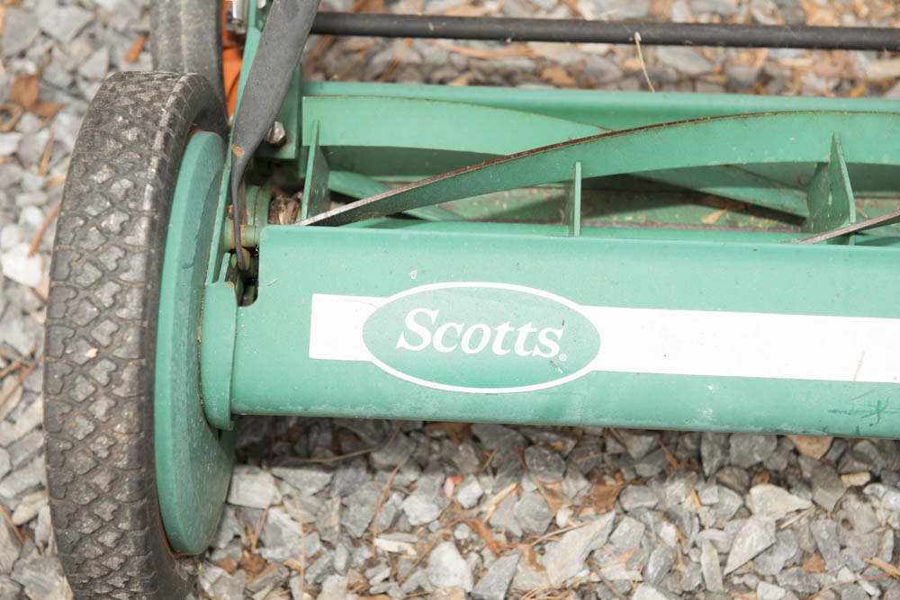 Scotts Push Lawn Mower