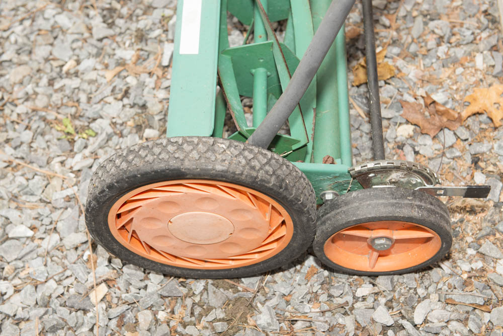 Scotts Push Lawn Mower