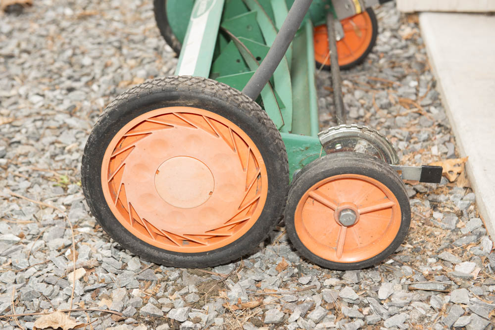 Scotts Push Lawn Mower