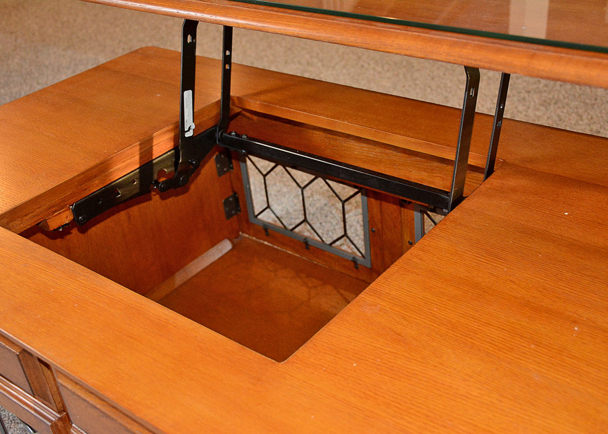 Lift Top Ashley Furniture Oak Veneer Coffee Table