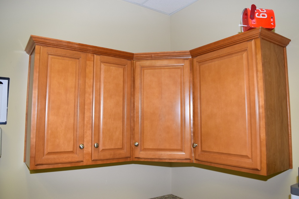 Maple Corner Cabinet and Granite Countertop Set