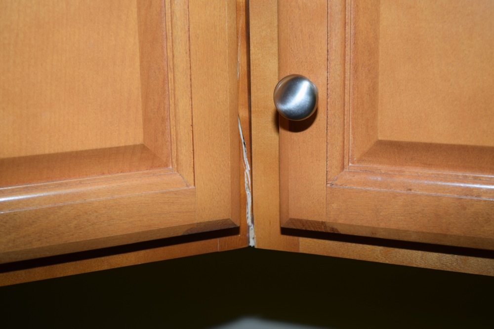Maple Corner Cabinet and Granite Countertop Set