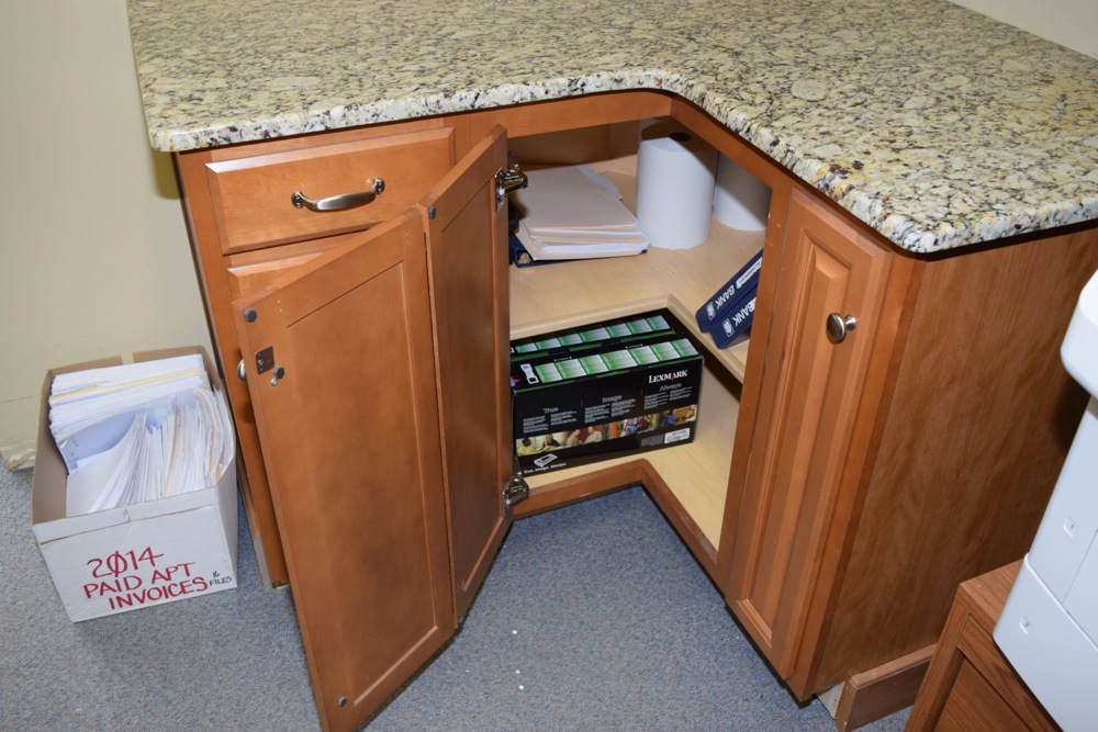 Maple Corner Cabinet and Granite Countertop Set