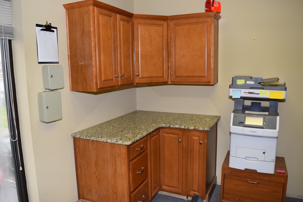 Maple Corner Cabinet and Granite Countertop Set