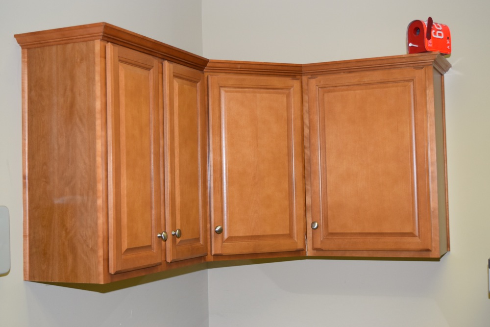 Maple Corner Cabinet and Granite Countertop Set