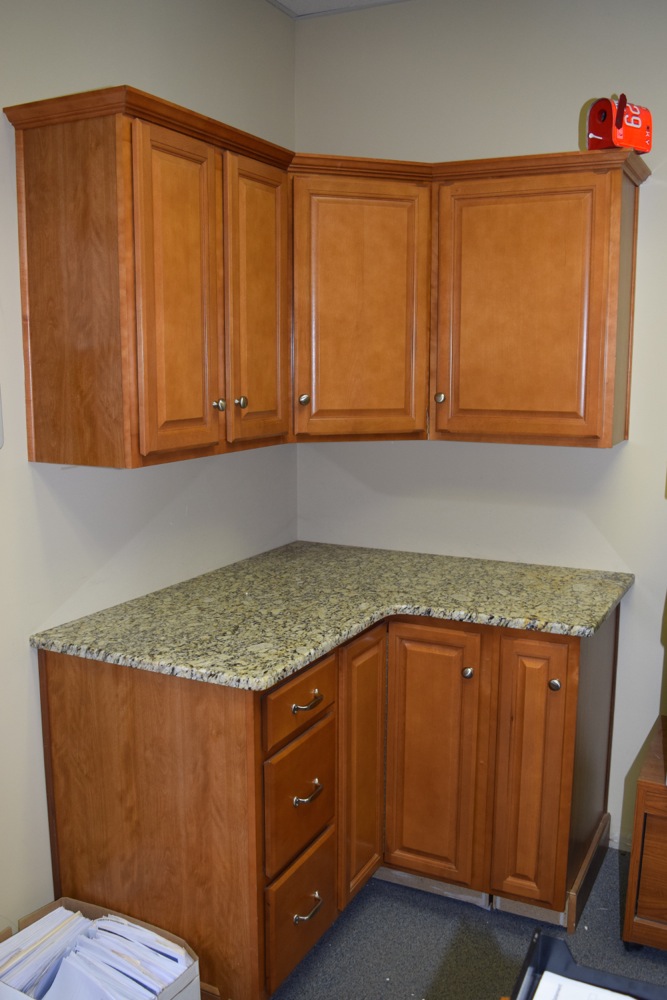 Maple Corner Cabinet and Granite Countertop Set