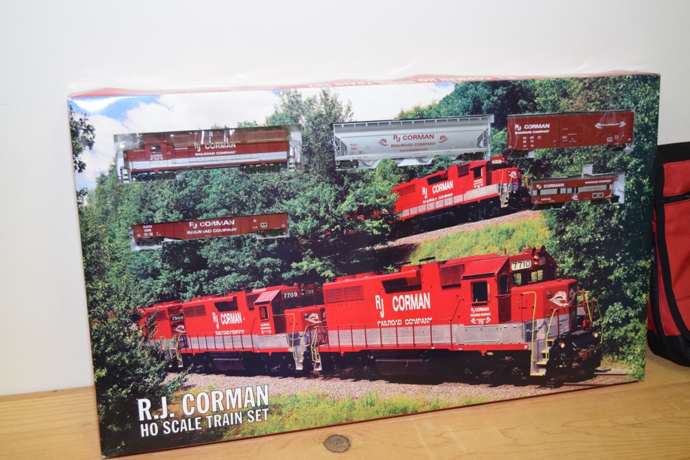 RJ Corman HO Scale Train Set