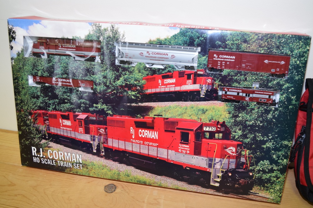 RJ Corman HO Scale Train Set