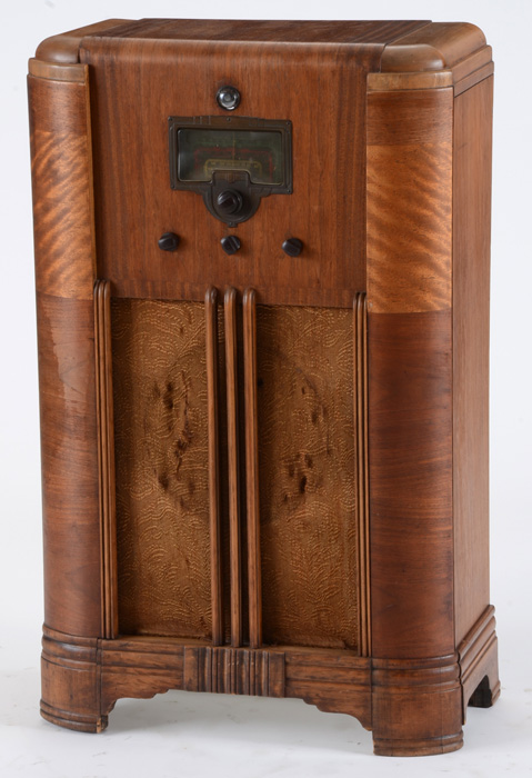 1936 RCA Victor Model 8K-1 Radio