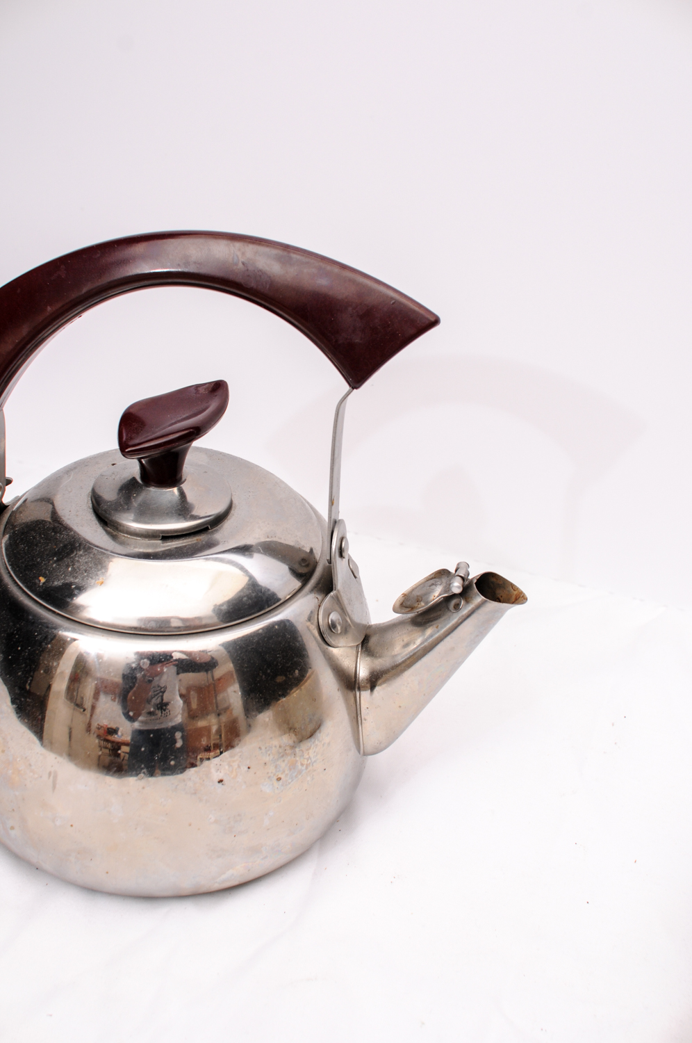 Vintage Tea Kettle and Two Handmade Pottery Mugs