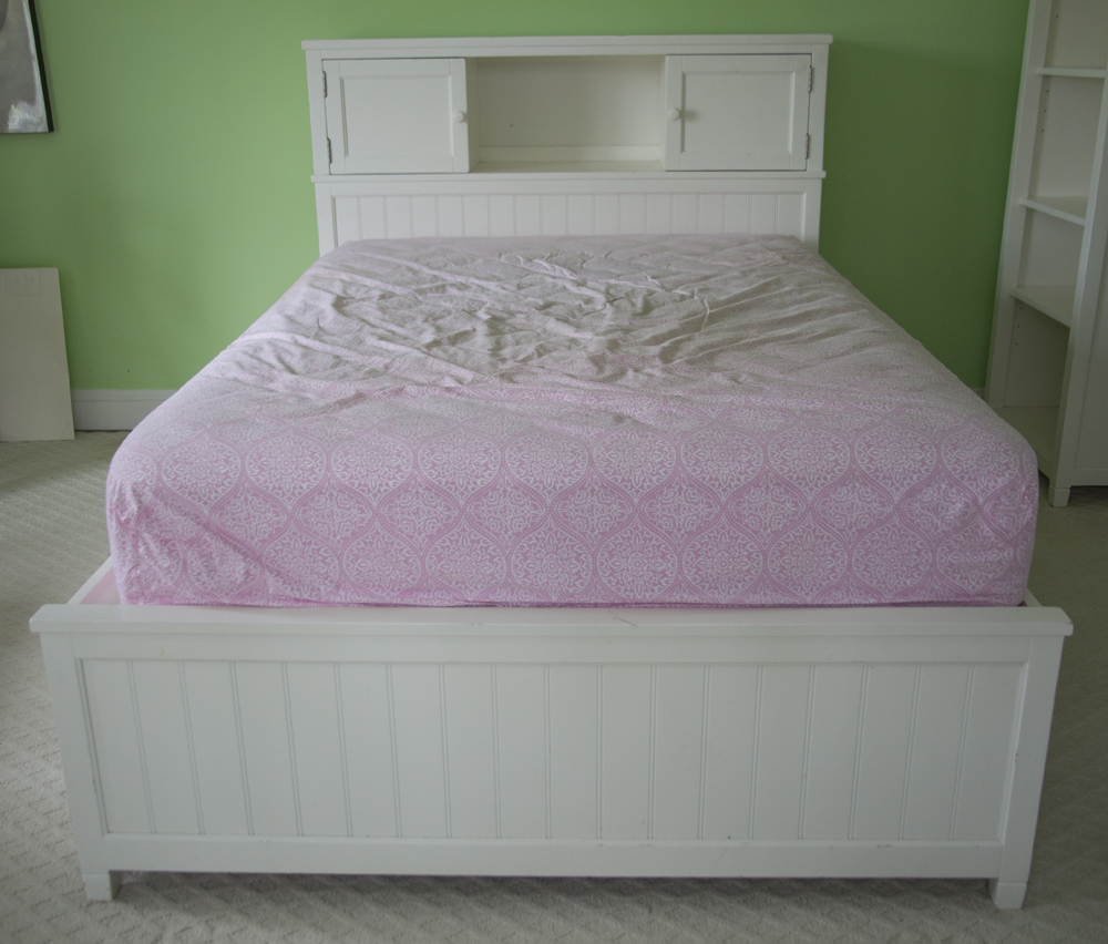 Pottery Barn Teen "Beadboard" Storage Bed