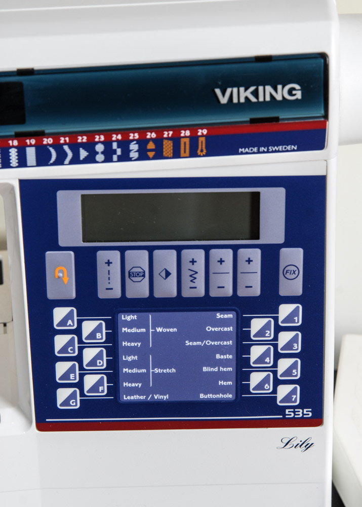 Husqvarna Viking Lily 535 Sewing Machine