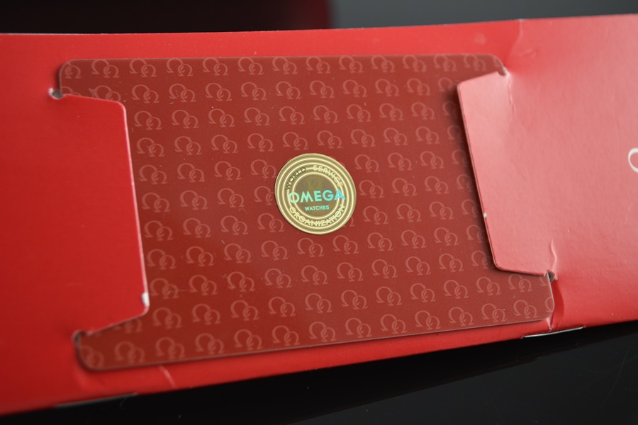 Ladies Vintage Style 18K Rose Gold Omega Watch