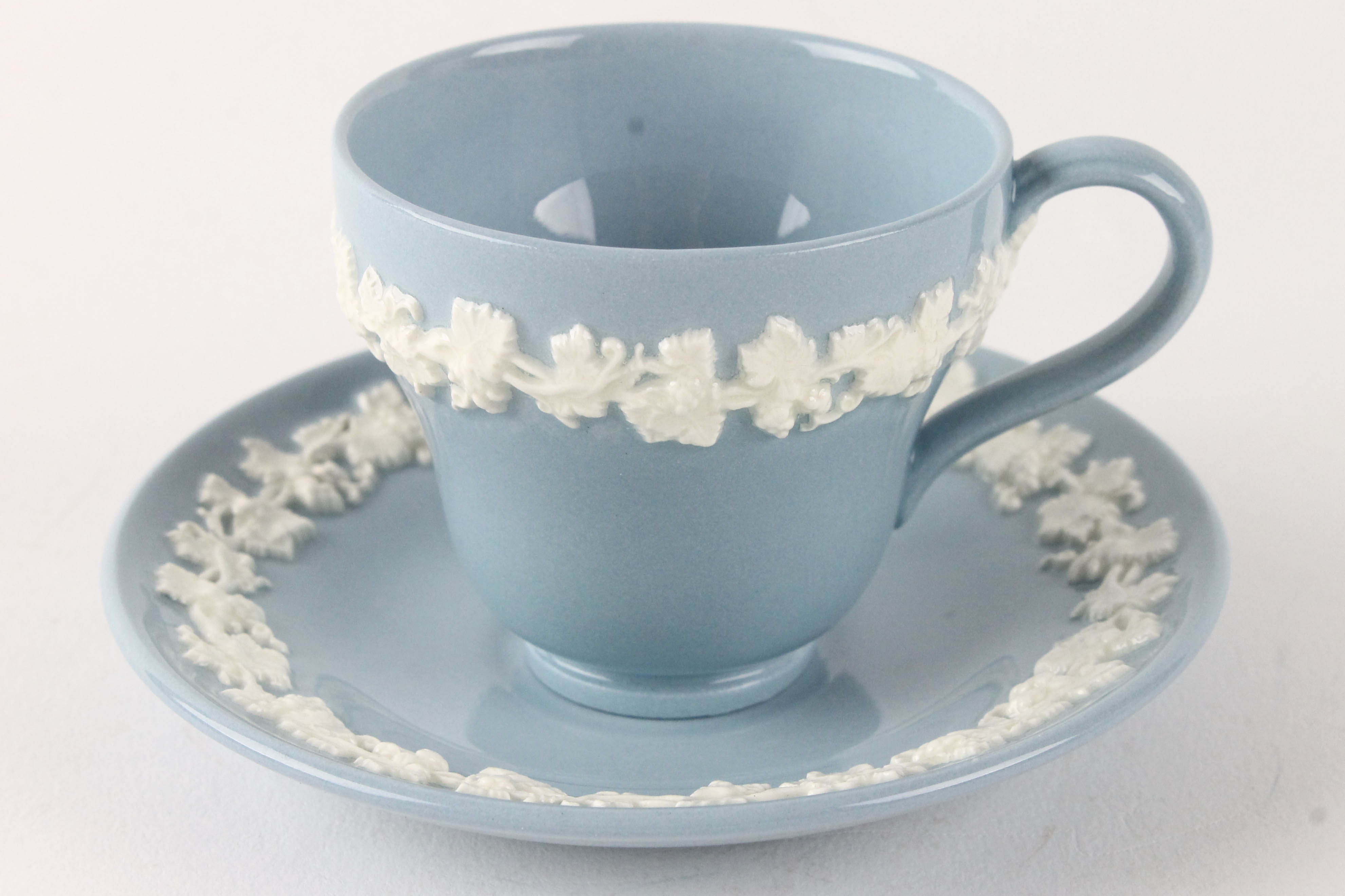Wedgwood Embossed Queen's Ware Set