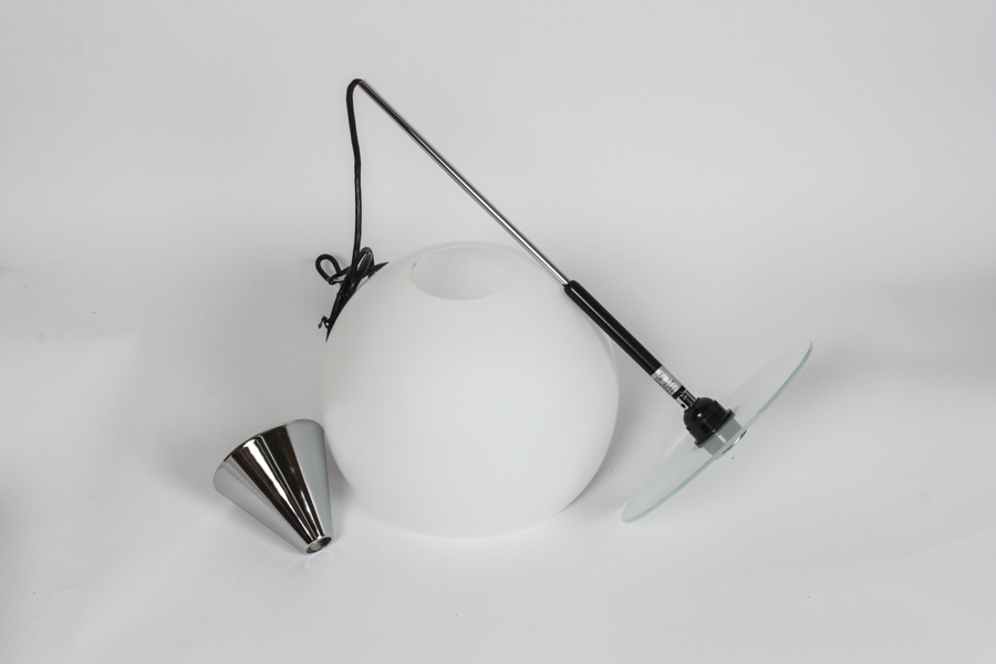 Grupo B.Lux Globe Pendant