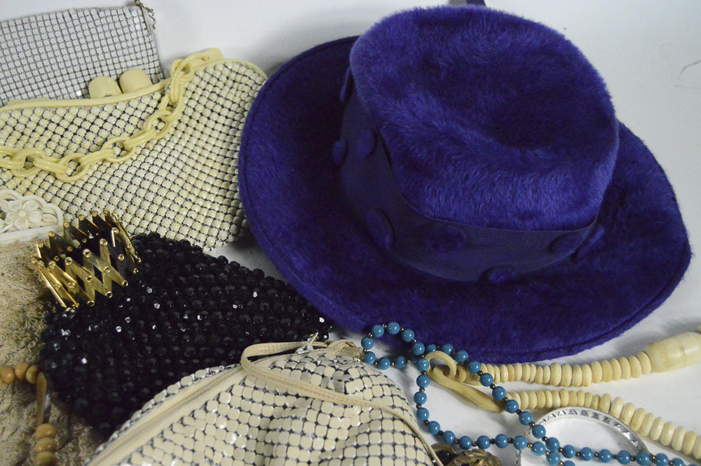 Women's Vintage Accessories