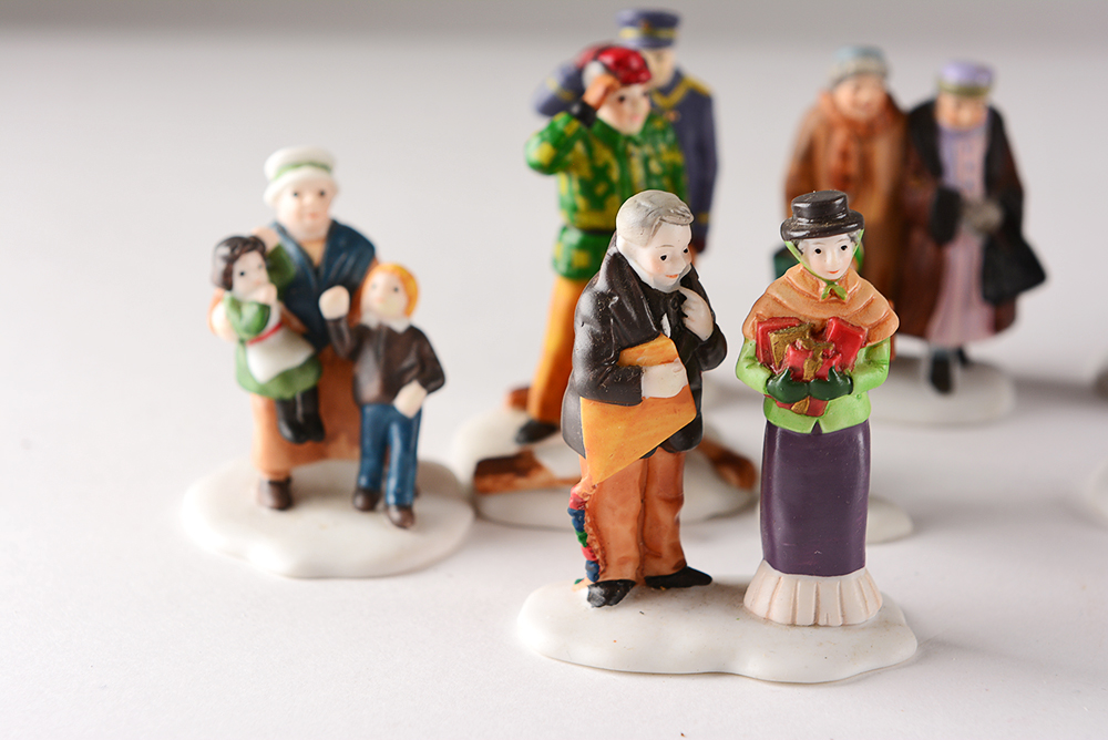 Dept. 56 Dickens’ Village Series Figure Accessories