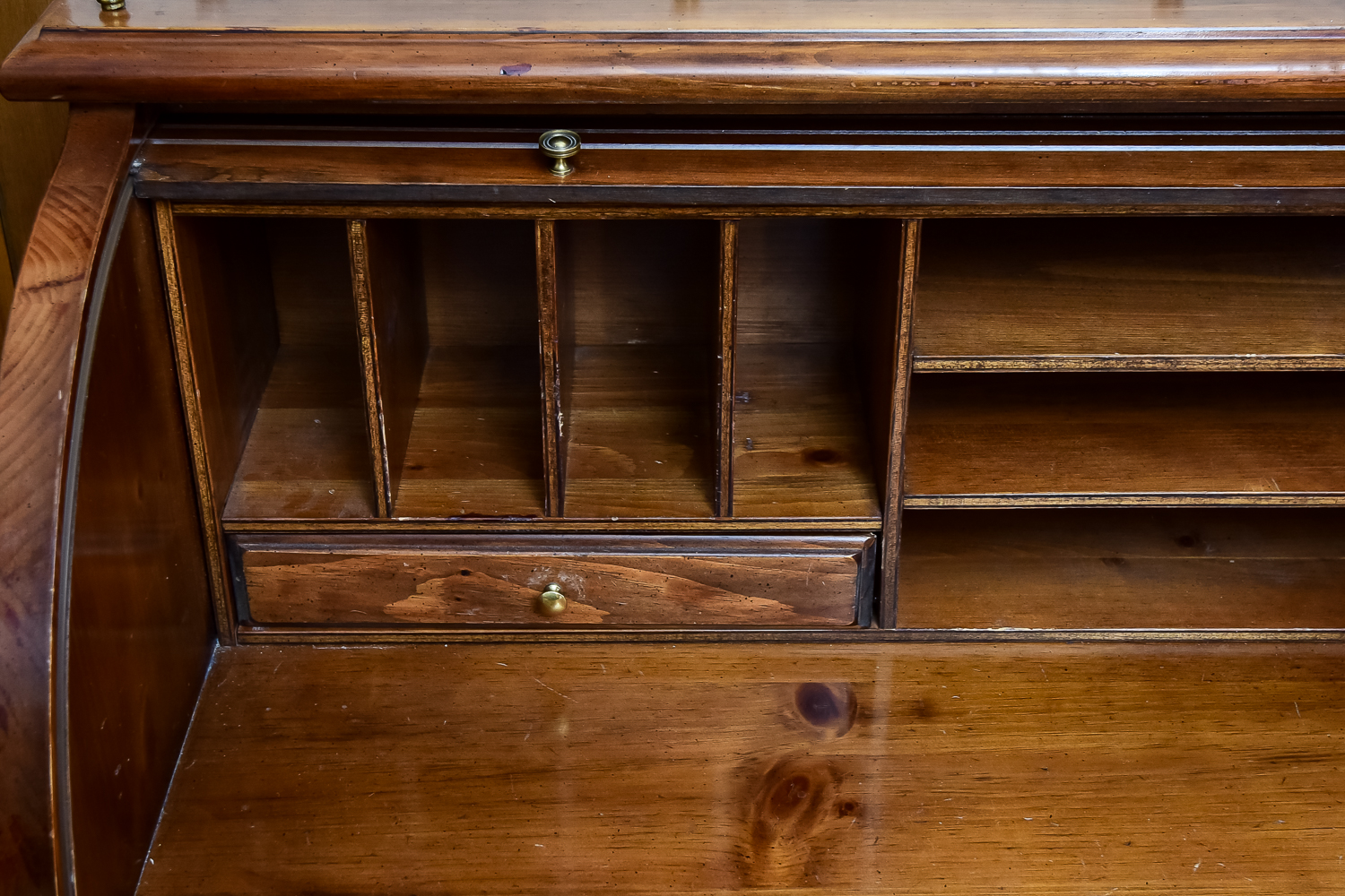 Thomasville Roll Top Desk