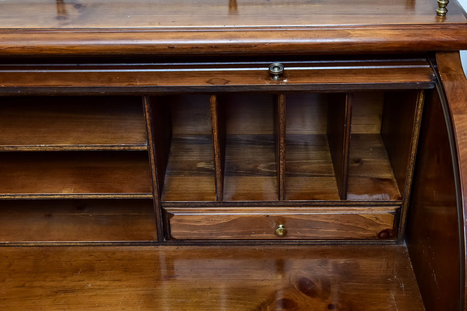 Thomasville Roll Top Desk