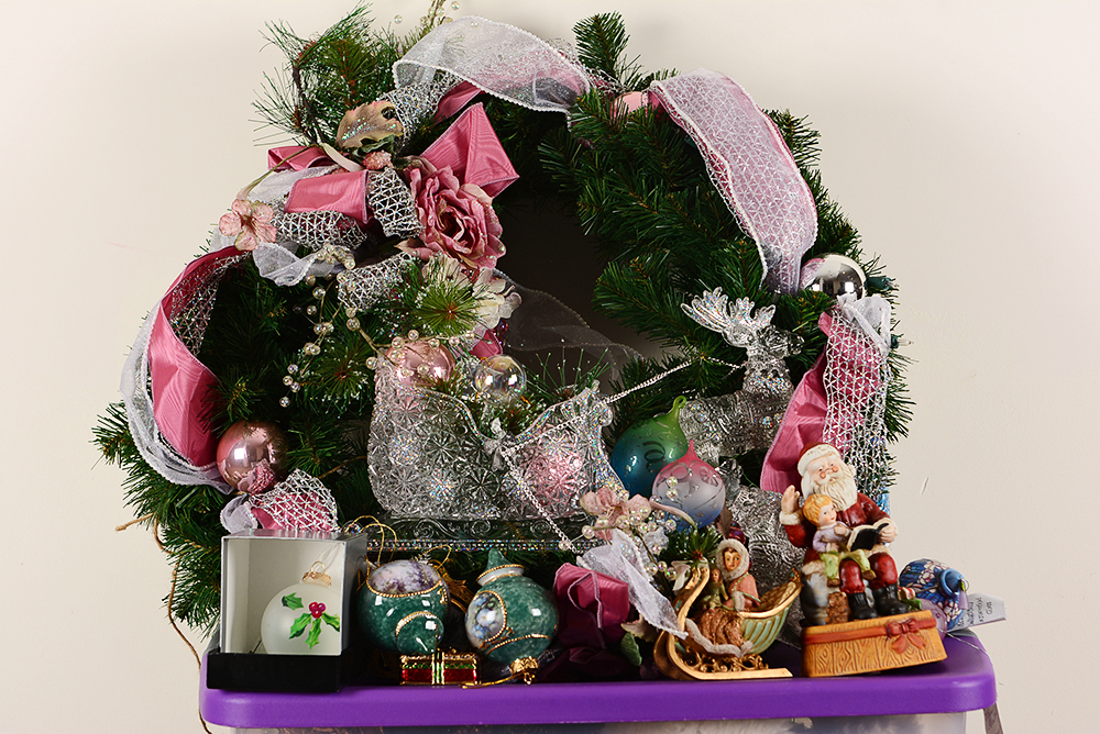 Holiday Discovery Collection