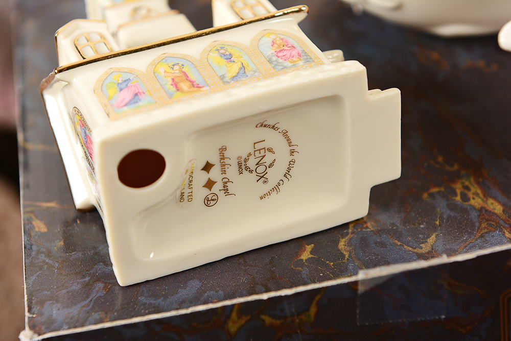 Holiday Discovery Collection