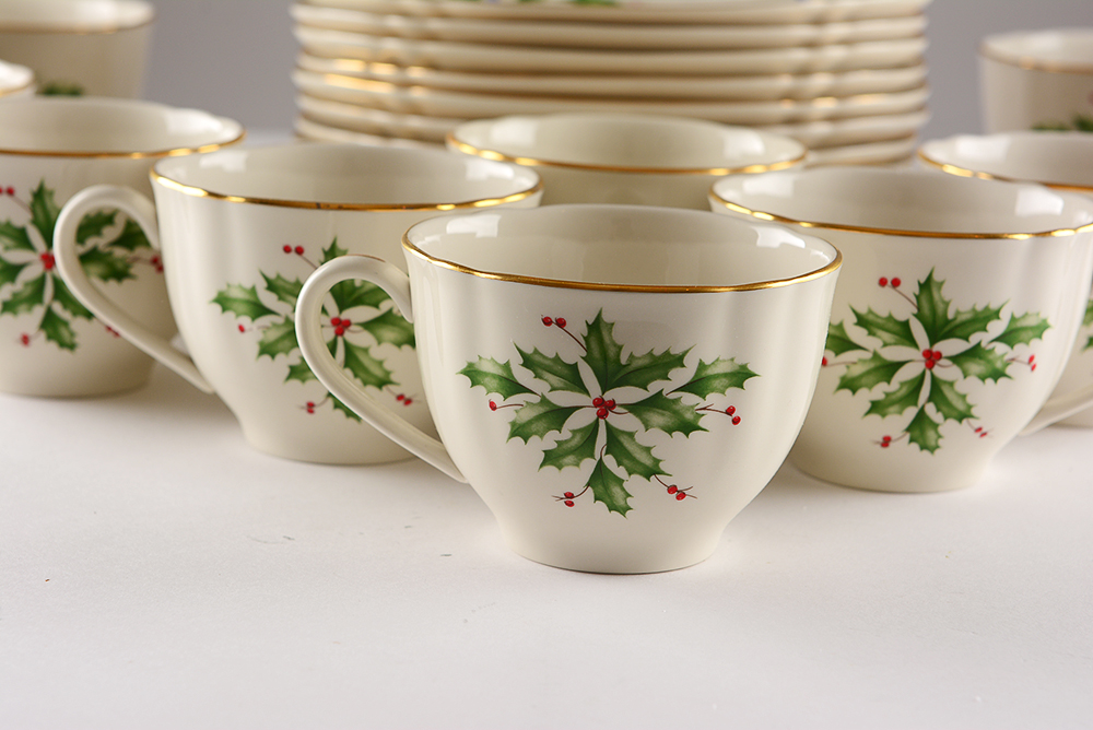 Lenox Fluted Cup and Dessert Plate Set for Twelve