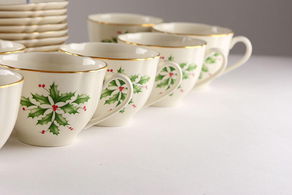 Lenox Fluted Cup and Dessert Plate Set for Twelve