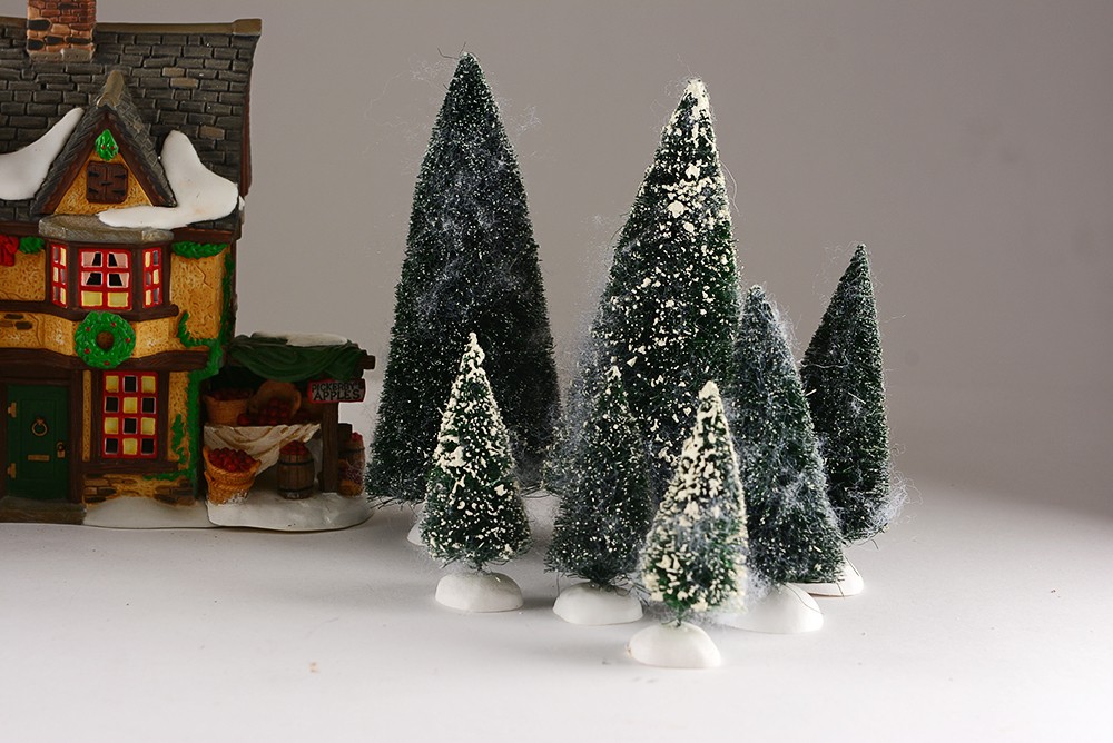 Heritage Village Seton Morris Spice Merchant Porcelain House