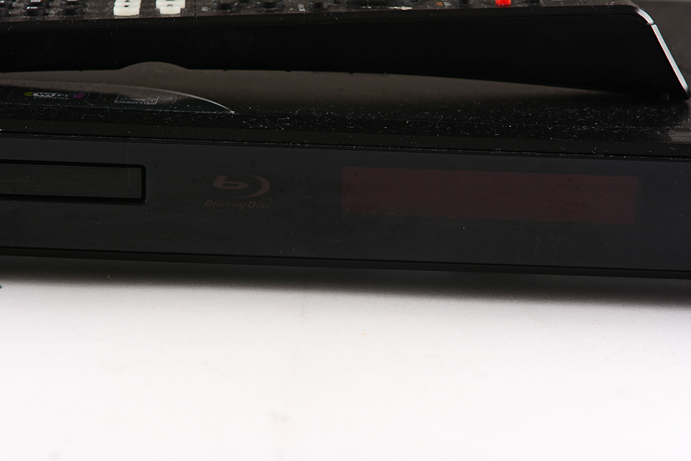 Insignia Wi-Fi Blu-Ray Player