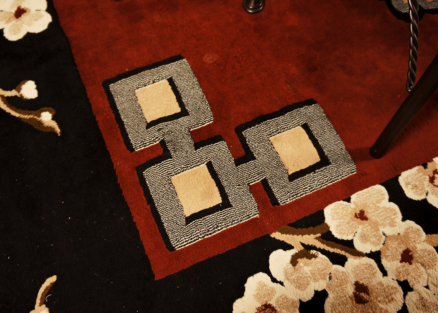 China Garden Motif Area Rug