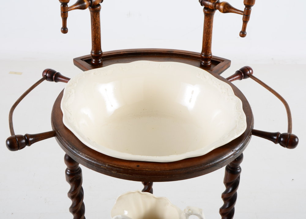 1970 Reproduction Wash Stand