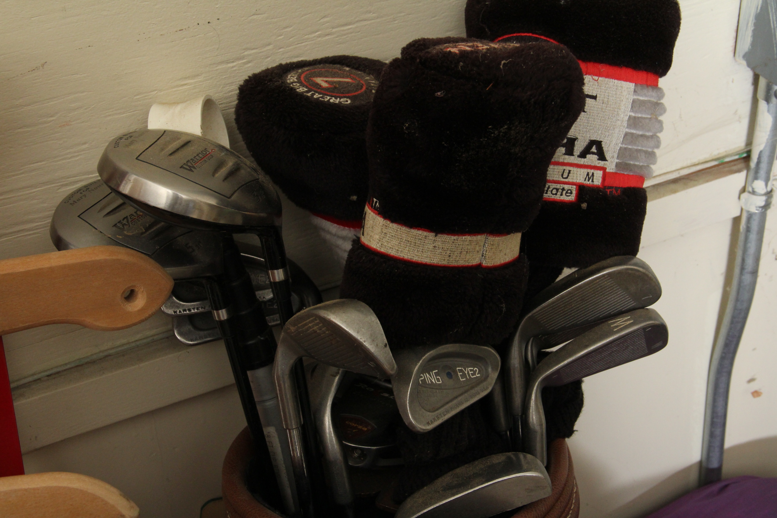 Vintage Navy Blue Leather Daiwa Golf Bag with Clubs and More