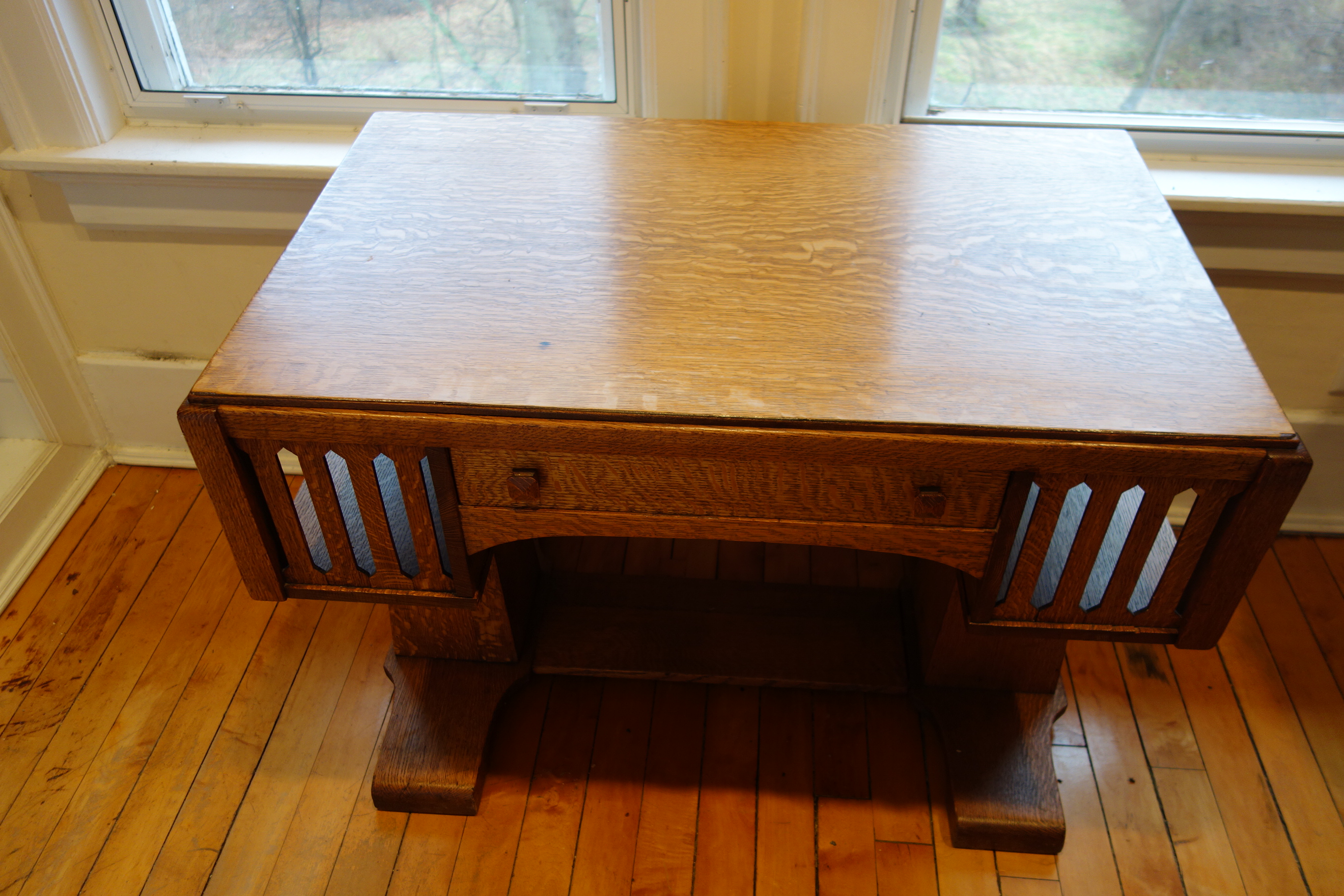 Vintage Mission Quarter Sawn Oak Desk