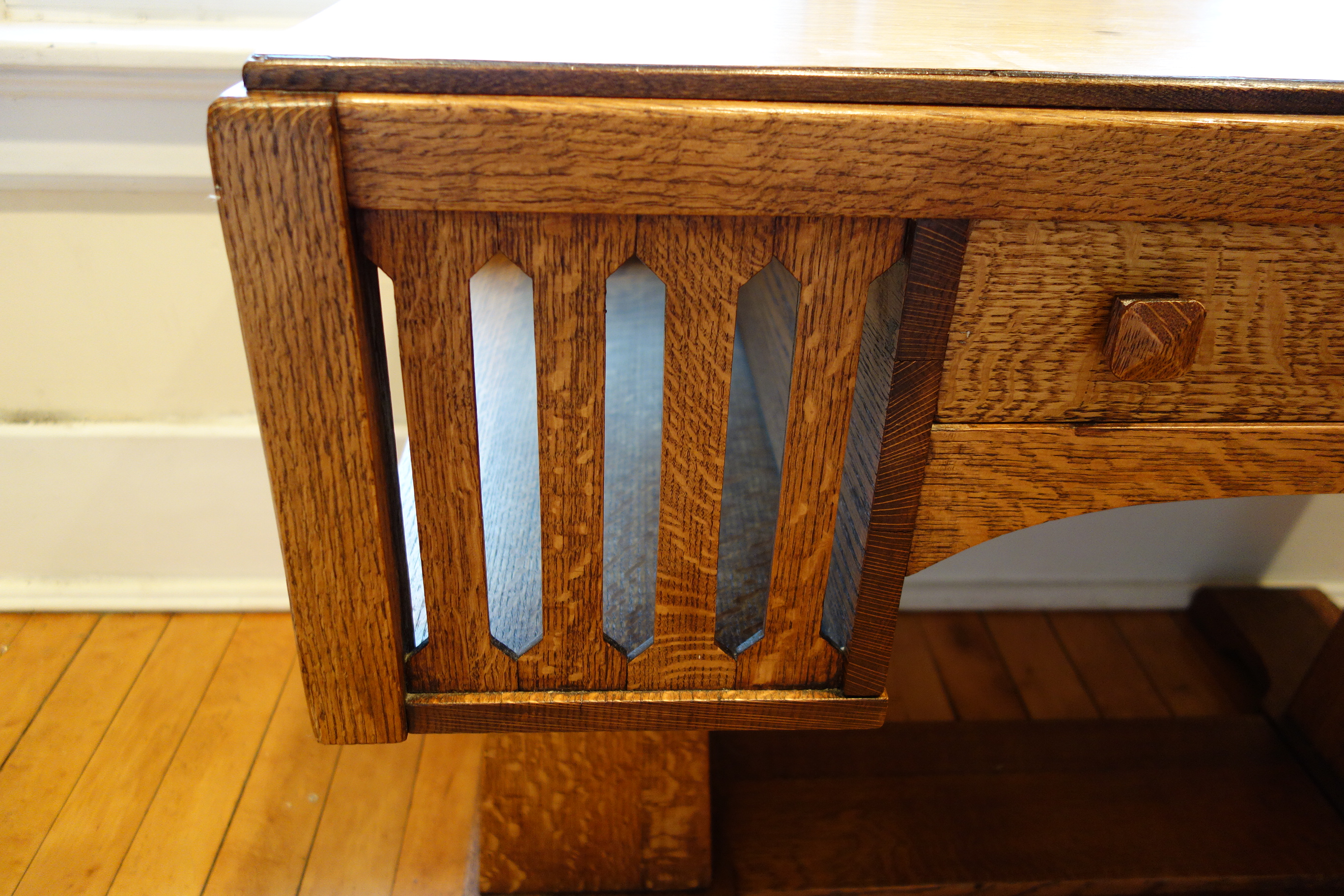 Vintage Mission Quarter Sawn Oak Desk